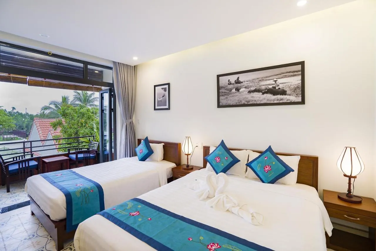 River Waves Villa Hoi An Hotell