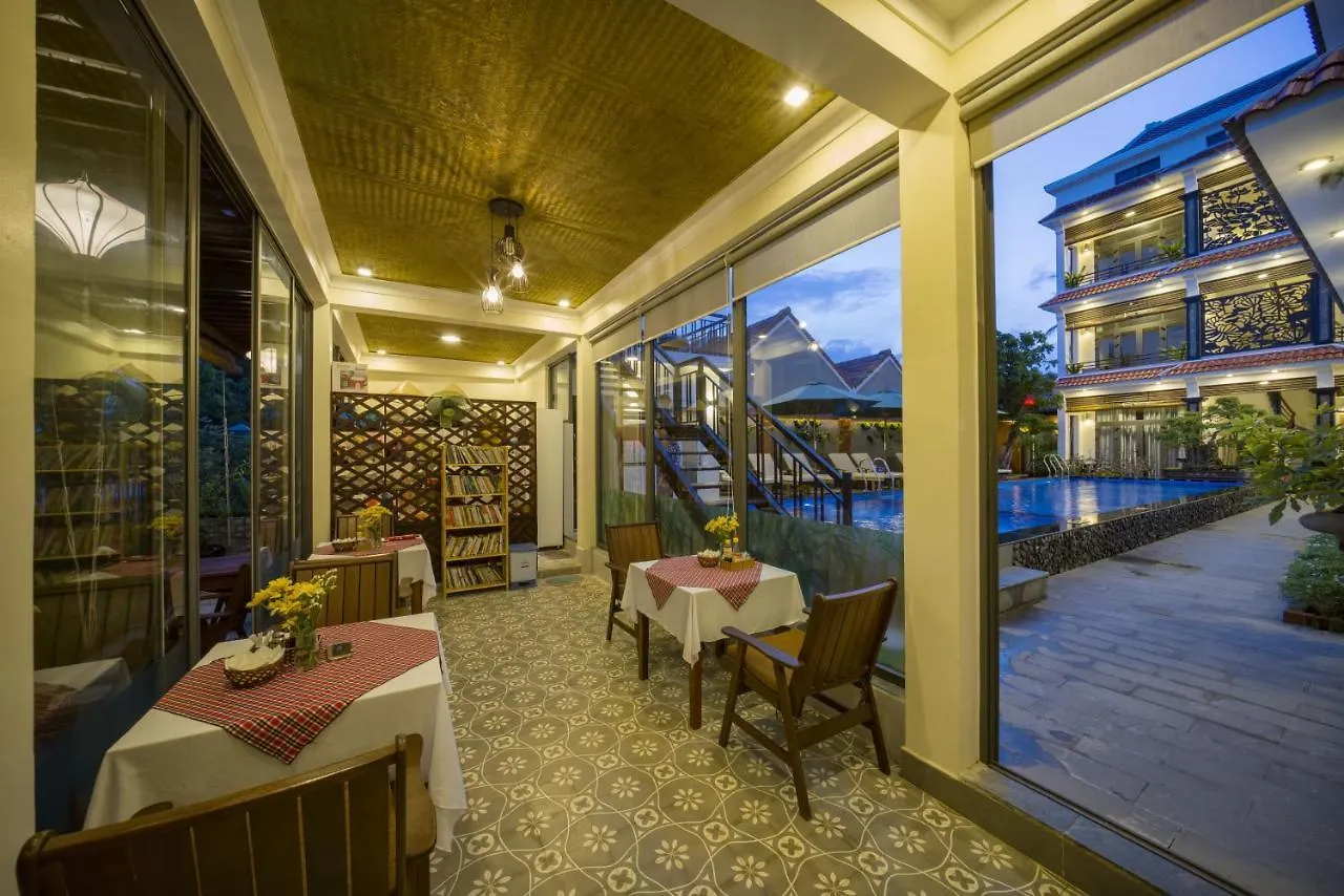 River Waves Villa Hoi An Hotell