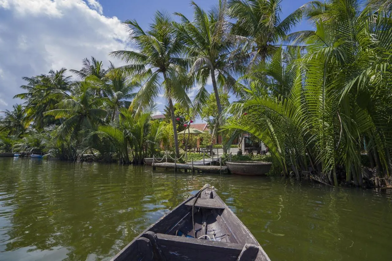 River Waves Villa Hoi An Hotell